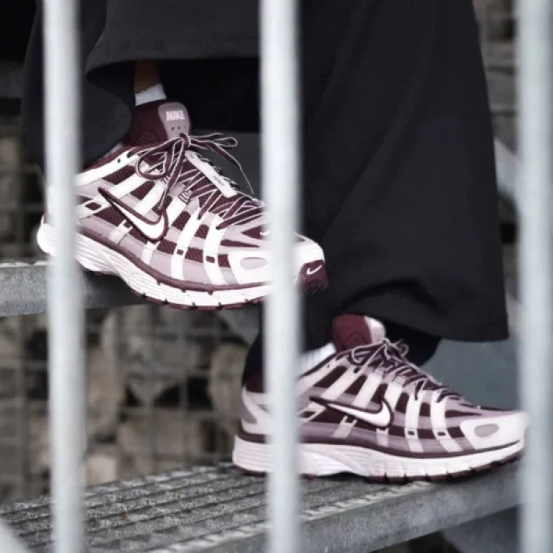 Nike P-6000 Burgundy Crush / Pink Foam - розмір 44