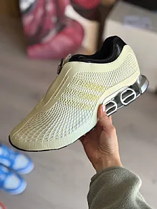 Adidas Megaride S2 кремові - розмір 45 - фото 3