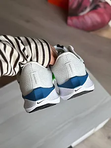 Nike Pegasus 40 білі - розмір 47 - фото 5
