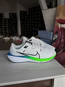 Nike Pegasus 40 білі - розмір 47 - фото 6