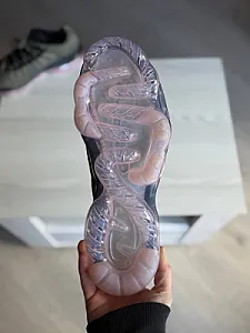 Nike Air Vapormax 2023 Flyknit зелені - розмір 40 - фото 7