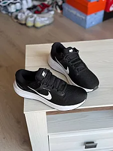 Nike Air Zoom Structure 24 чорно-білі - розмір 42 - фото 3