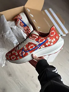 Nike Pegasus 40 Premium Orange/Beige - розмір 48 - фото 4