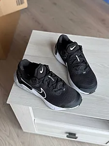 Nike Renew Run 3 чорні - розмір 42 - фото 4