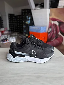 Nike Renew Run 3 чорні - розмір 42 - фото 6