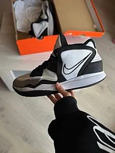 Nike Kyrie Infinity TB біло-чорні - розмір 48 - фото 3