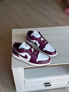 Nike Air Jordan 1 Low Bordeaux бордові - розмір 43 - фото 4