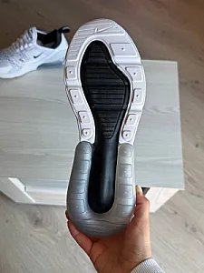 Nike Air Max 270 білі - розмір 38 - фото 8