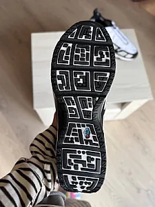 Nike Air Max SNDR чорно-білі - розмір 45 - фото 7