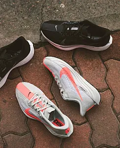 Nike Air Zoom Pegasus Plus білі - розмір 47 - фото 2