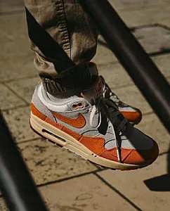 Nike Air Max 1 Magma Orange біло-помаранчеві - розмір 42 - фото 2