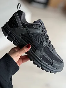 Nike Zoom Vomero 5 чорні - розмір 38 - фото 2