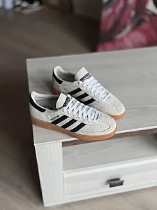 Adidas Handball Spezial Alumina / Core Black / Cloud White - розмір 39 - фото 4