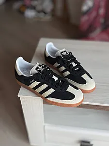 Adidas Samba чорні з білими смугами - розмір 40 - фото 8
