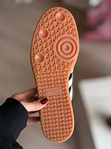 Adidas Samba чорні з білими смугами - розмір 40 - фото 9