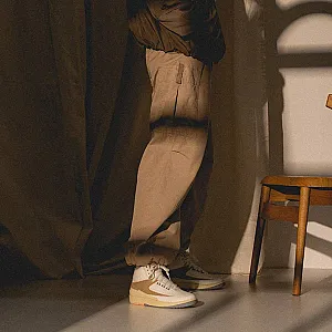Nike Air Jordan 2 Retro біло-бежеві - розмір 38 - фото 2