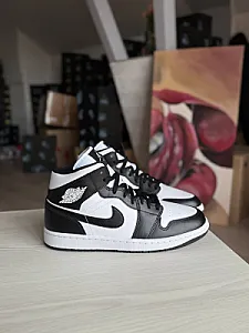 Nike Air Jordan 1 чорно-білі - розмір 44 - фото 2