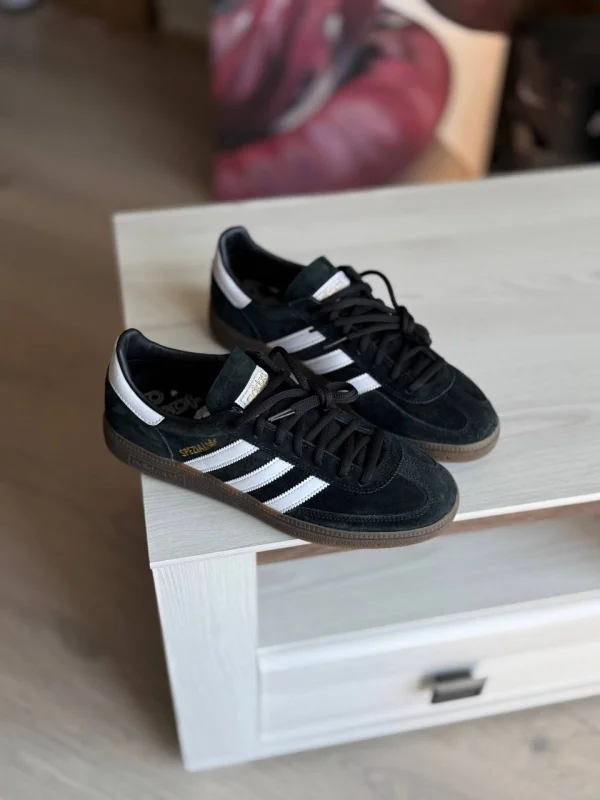 Adidas Handball Spezial чорні - розмір 42
