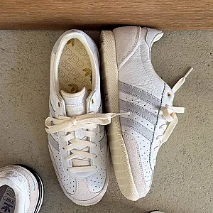 Adidas Japan білі - розмір 40 - фото 1