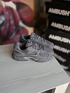 Nike V5 Rnr Suede Grey сірі - розмір 38 - фото 7