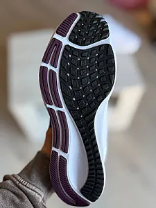 Nike Air Zoom Pegasus 38 білі - розмір 42 - фото 5