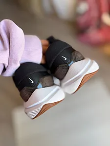 Nike Vomero 16 чорні - розмір 44 - фото 3