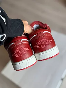 Nike Air Jordan 1 Low SE червоно-білі - розмір 45 - фото 5