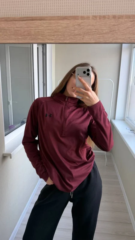 Under Armour рашгард бордовий - розмір S
