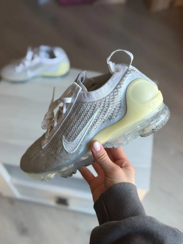 Nike Air Vapormax 2021 Fk сірі - розмір 37