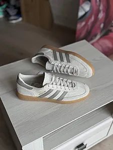 Adidas Handball Spezial білі - розмір 45 - фото 5
