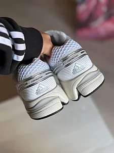 Adidas Adistar Control 5 білі - розмір 44 - фото 7