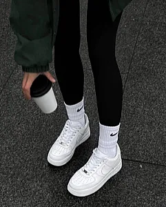 Nike Air Force 1 Low Wmns білі - розмір 39 - фото 1