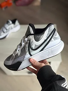 Nike Kyrie 8 сіро-білі - розмір 38 - фото 3