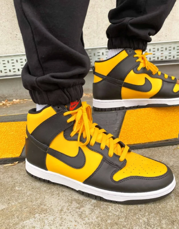 Nike Dunk Retro чорно-жовті - розмір 44