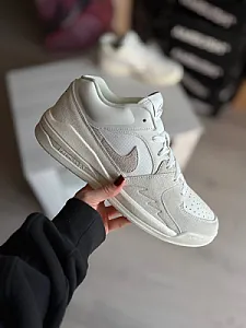 Nike Air Jordan Stadium 90 білі - розмір 45 - фото 3