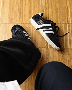 Adidas Japan білі, чорні - розмір 37 - фото 2