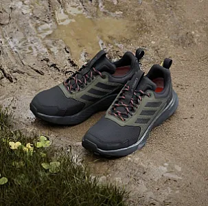 Adidas Terrex Tracefinder 2 Clima чорно-оливкові - розмір 43 - фото 1