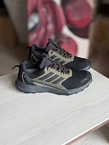 Adidas Terrex Tracefinder 2 Clima чорно-оливкові - розмір 43 - фото 7