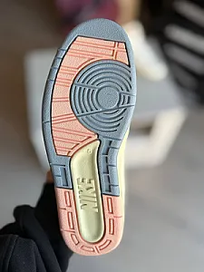 Nike Air Jordan 2 Retro білі - розмір 37 - фото 8
