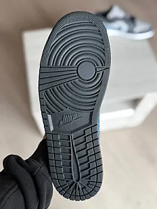Nike Air Jordan 1 Low Anthracite Industrial Blue - розмір 44 - фото 7