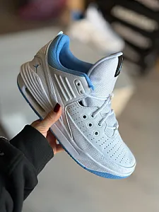 Nike Air Jordan Max Aura 5 білі - розмір 40 - фото 3