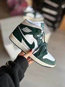 Nike Air Jordan 1 зелені та білі - розмір 44 - фото 3