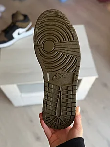 Nike Air Jordan 1 коричневі - розмір 43 - фото 8