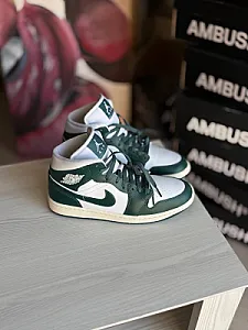 Nike Air Jordan 1 зелені та білі - розмір 44 - фото 7