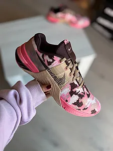 Nike Metcon 8 рожево-бежево-чорні - розмір 44 - фото 3