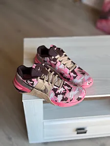 Nike Metcon 8 рожево-бежево-чорні - розмір 44 - фото 5