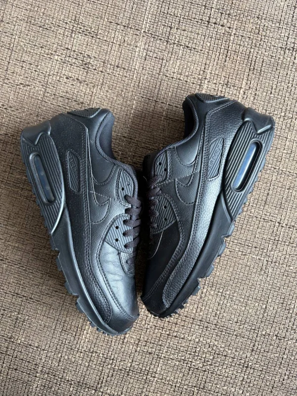 Nike Air Max 90 Triple Black - розмір 42
