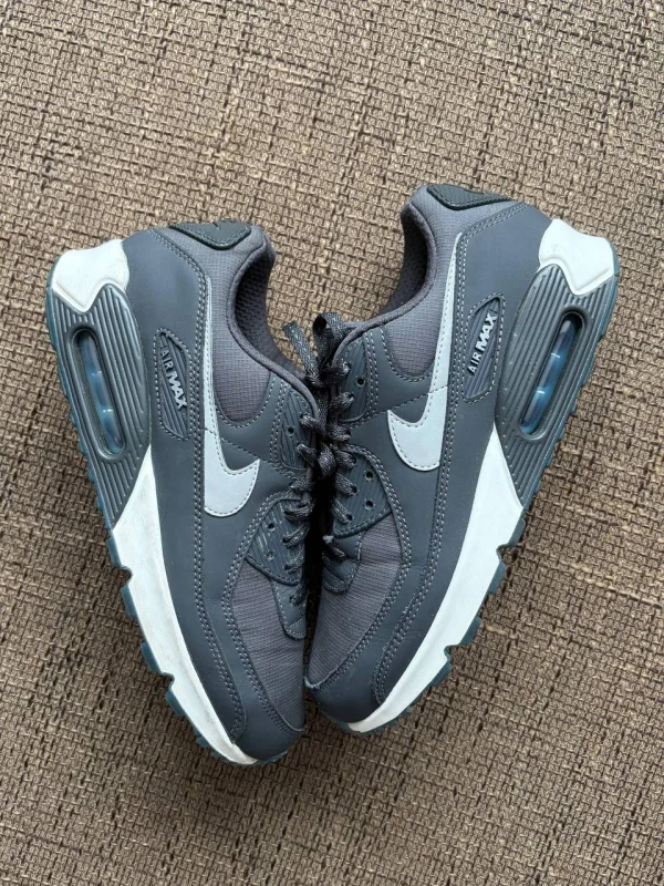 Nike Air Max 90 Anthracite Reflective сірі - розмір 42