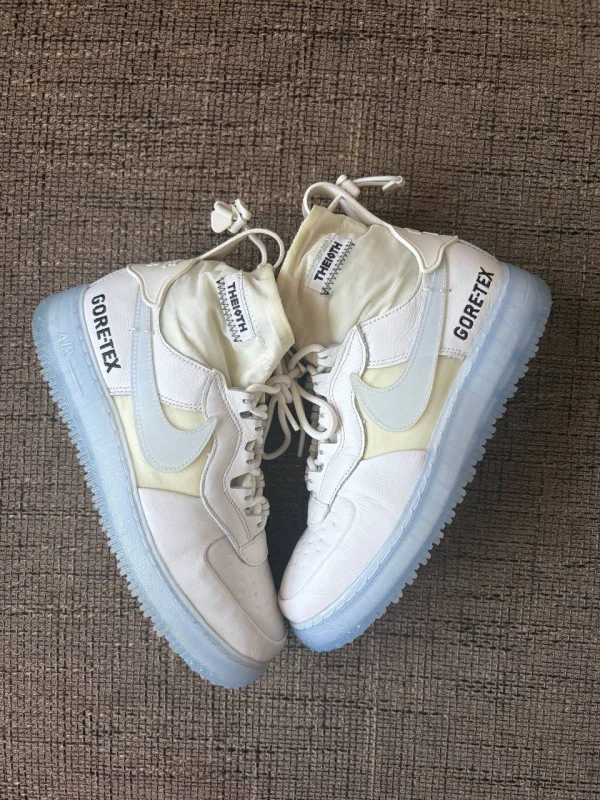 Nike Air Force 1 High Gore-Tex білі - розмір 41