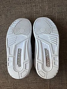 Nike Air Jordan 3 Retro Pure Money білі - розмір 42 - фото 6